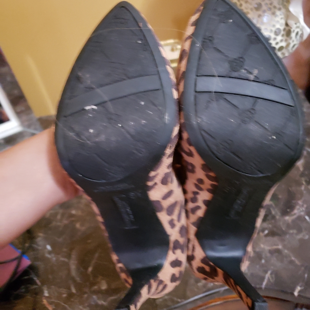 Heels - Picture 2 of 6